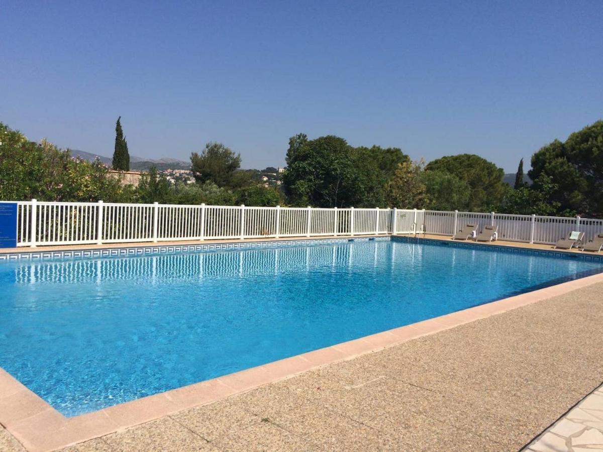 Villa La Grande Bastide Piscine Et Tennis Collectif Каси Екстериор снимка