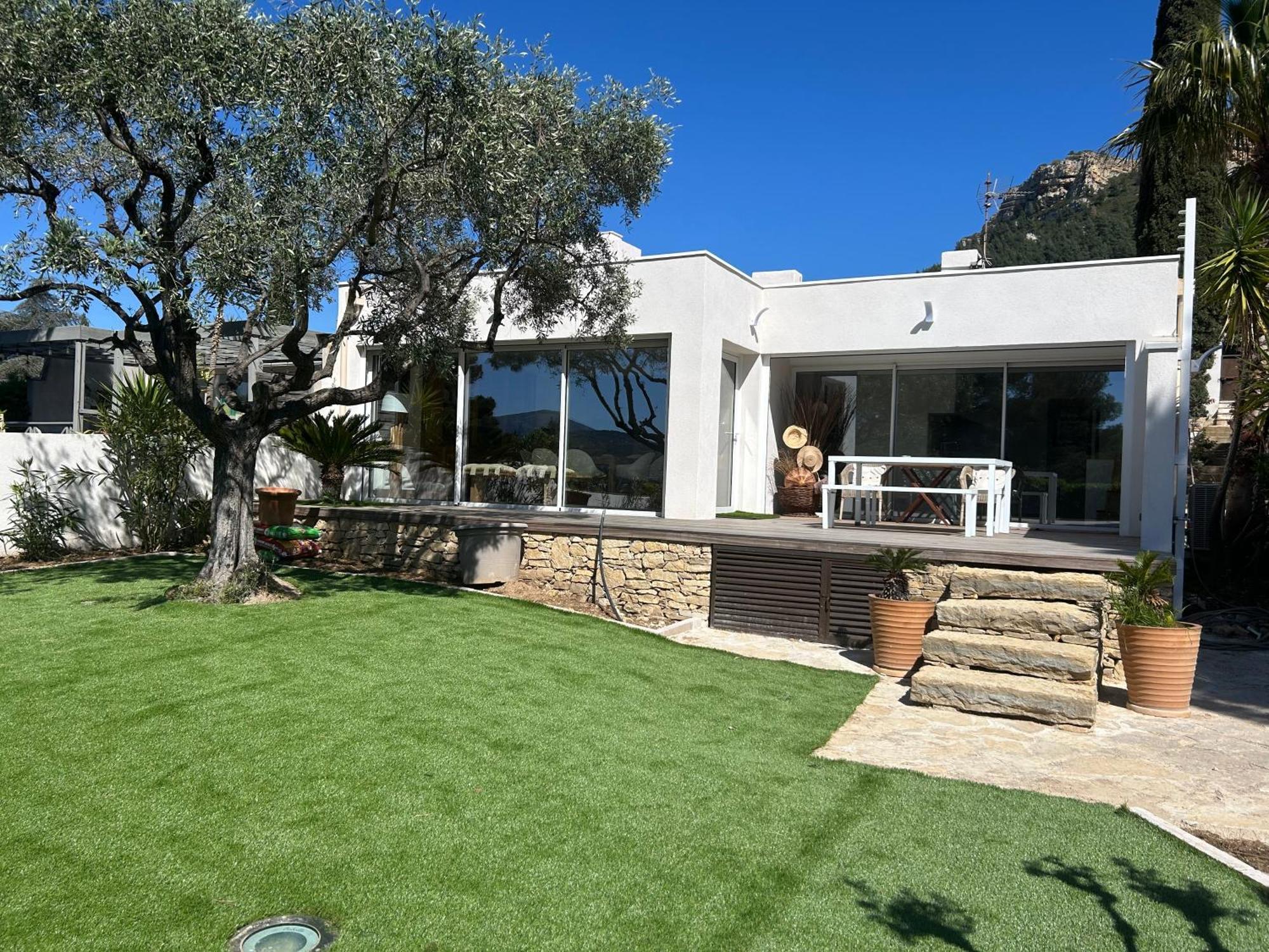 Villa La Grande Bastide Piscine Et Tennis Collectif Каси Екстериор снимка